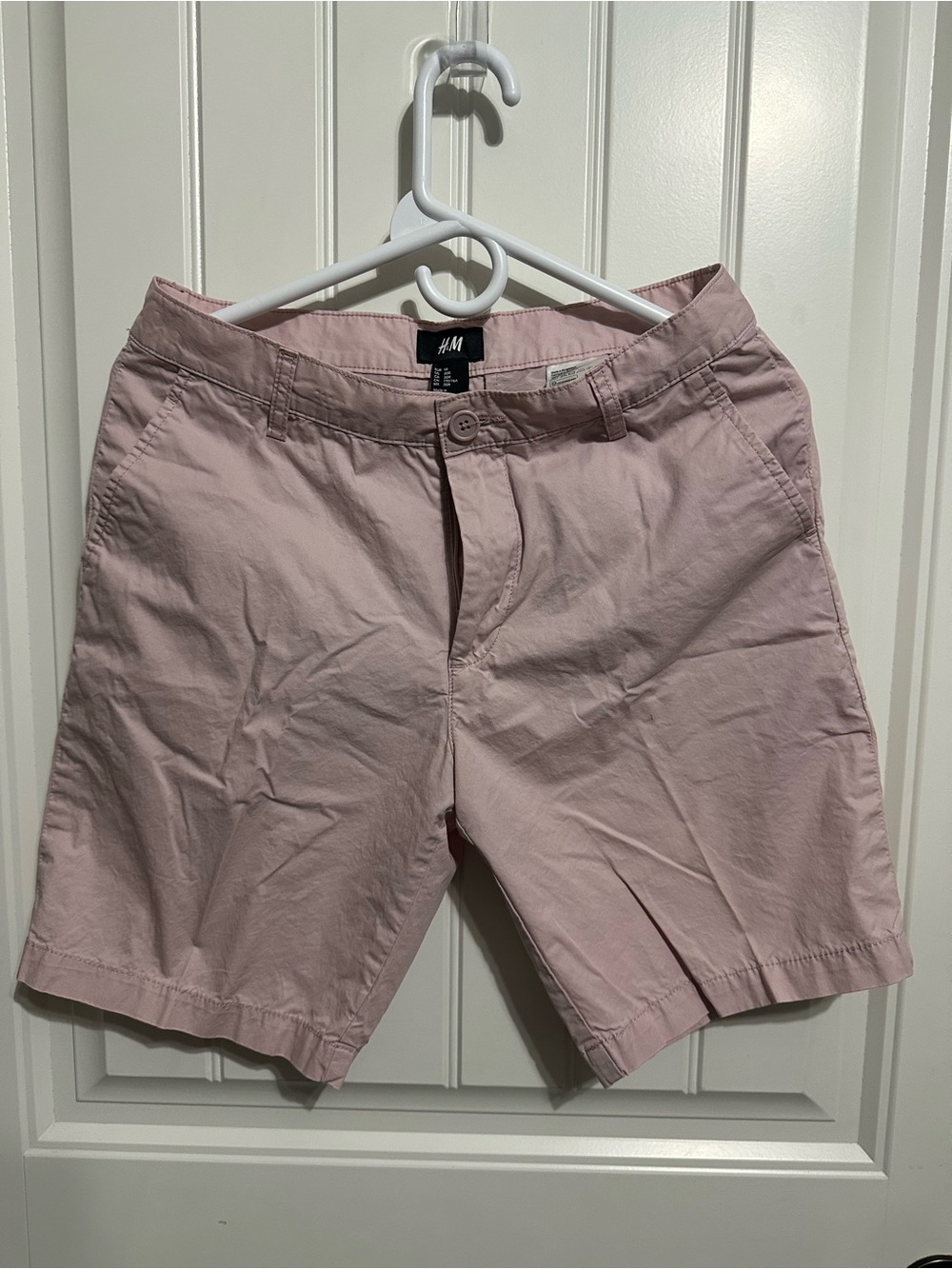 H&M Men’s Light Pink Flat Front Chino Shorts